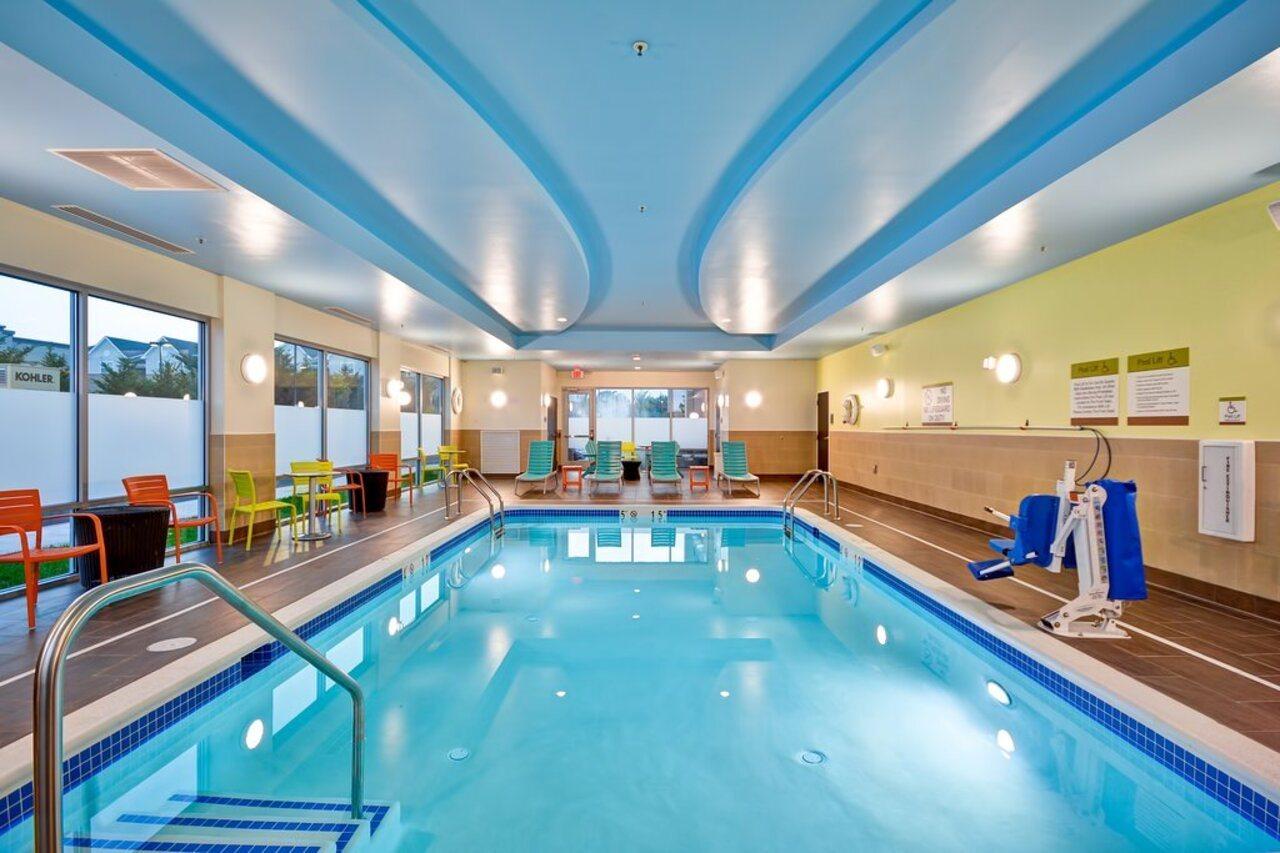 Home2 Suites By Hilton Charles Town Εξωτερικό φωτογραφία