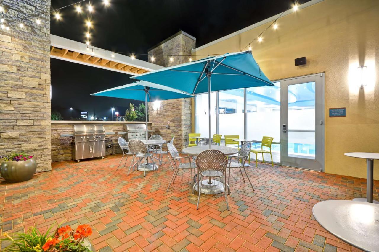 Home2 Suites By Hilton Charles Town Εξωτερικό φωτογραφία
