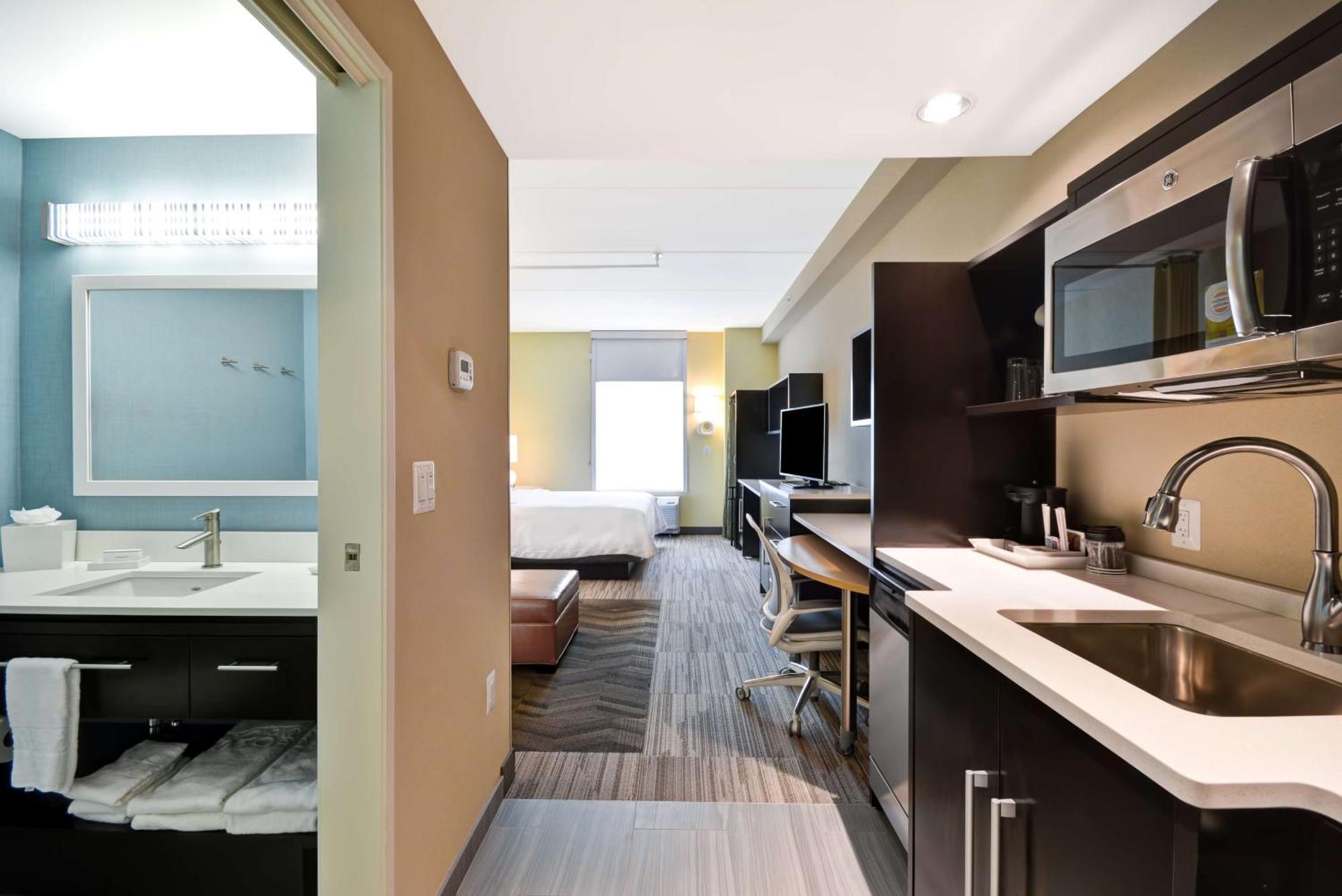 Home2 Suites By Hilton Charles Town Εξωτερικό φωτογραφία