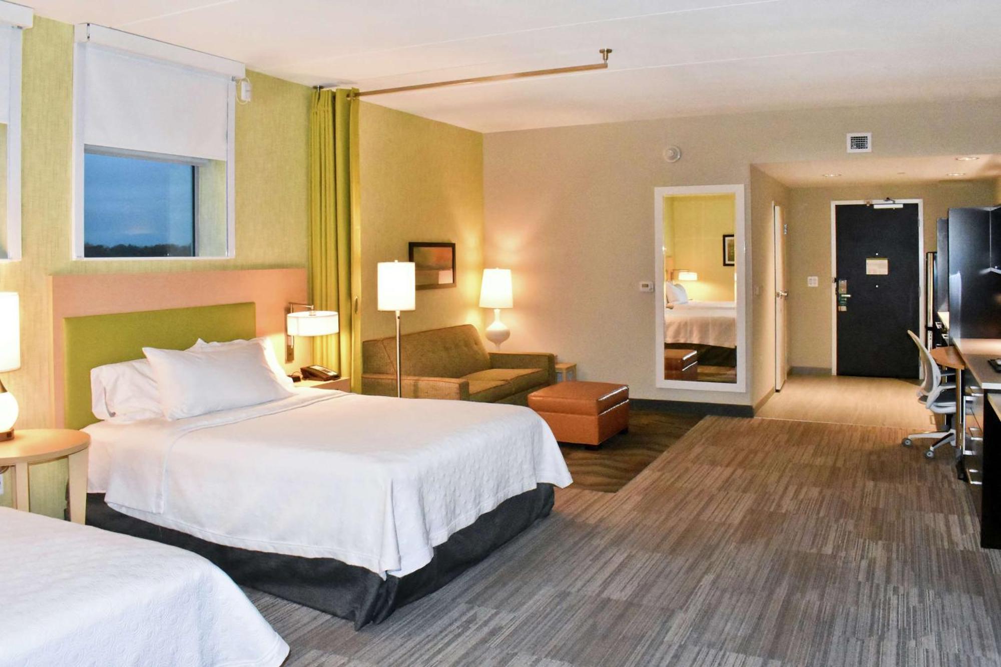 Home2 Suites By Hilton Charles Town Εξωτερικό φωτογραφία