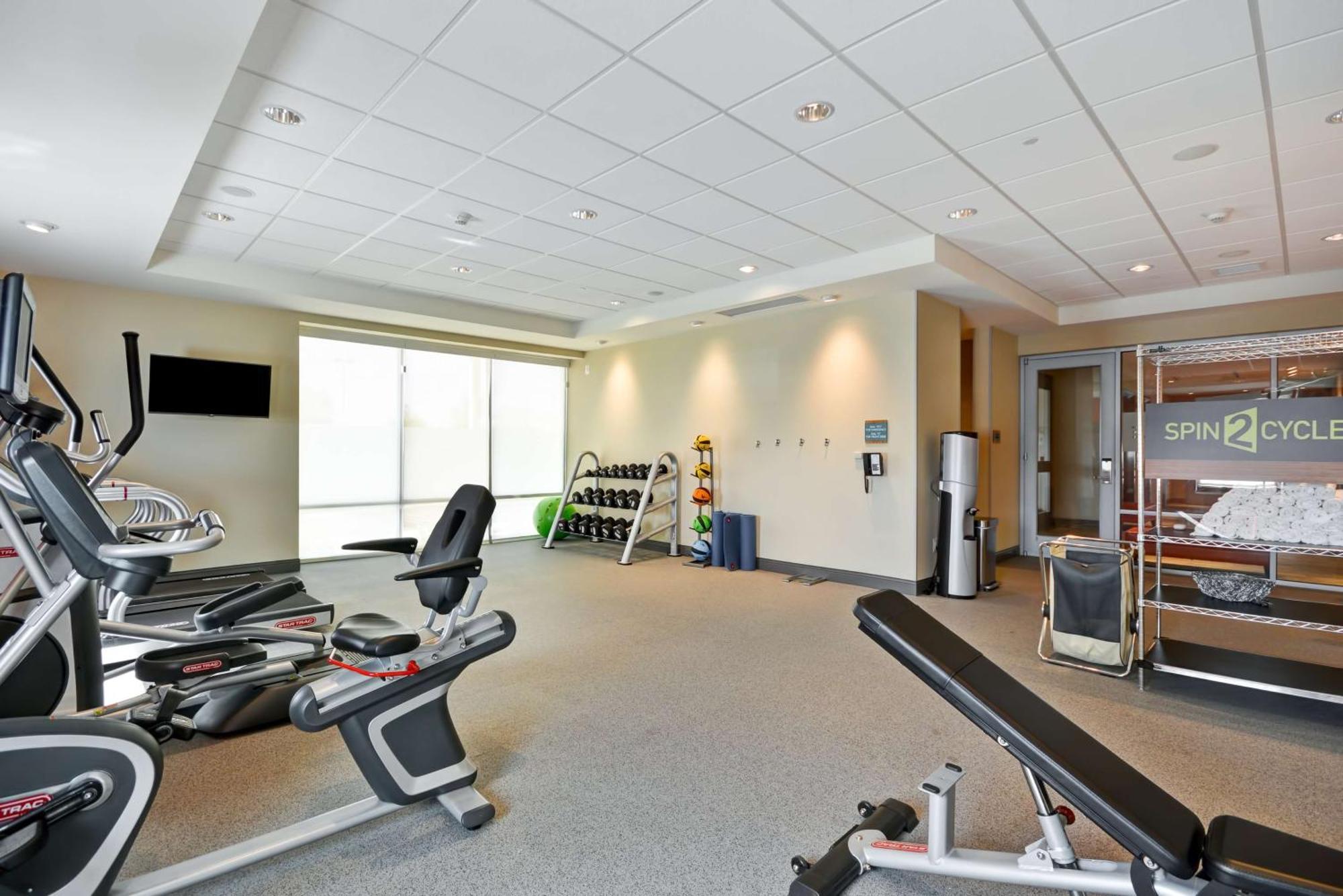 Home2 Suites By Hilton Charles Town Εξωτερικό φωτογραφία