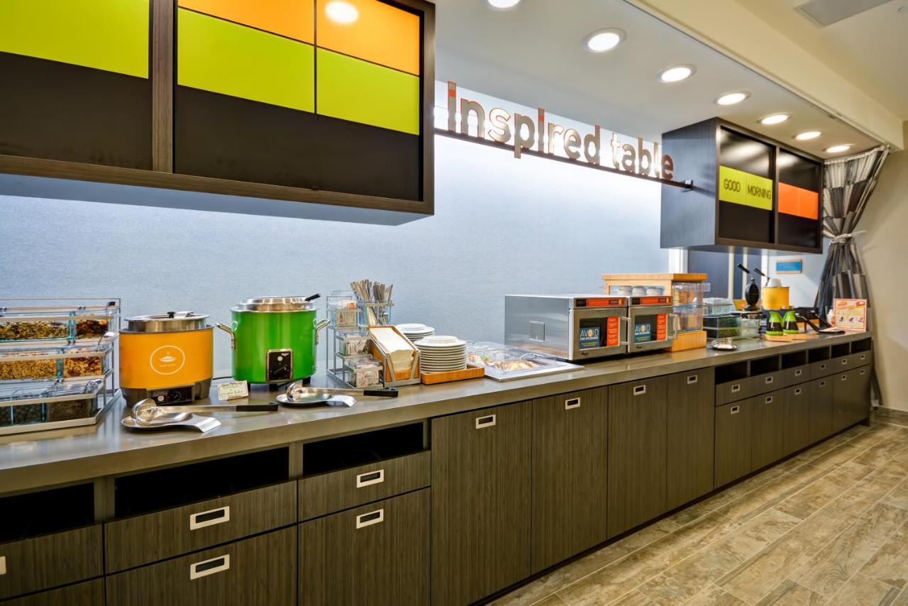 Home2 Suites By Hilton Charles Town Εξωτερικό φωτογραφία